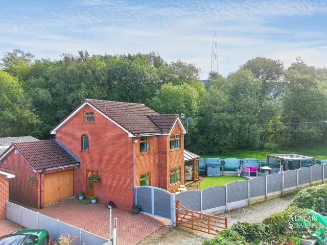 House for sale in Stock Brook, Oldham
