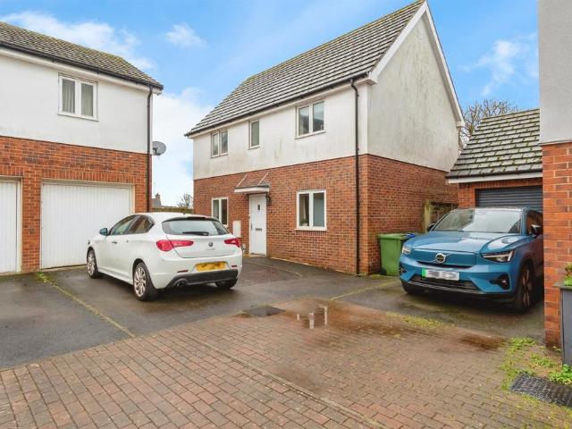 House for sale in Chippenham, Wiltshire