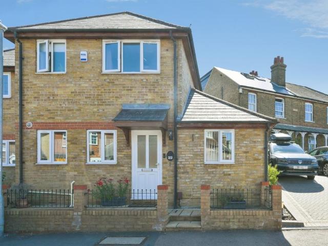 House for sale in Old Harlow, Harlow