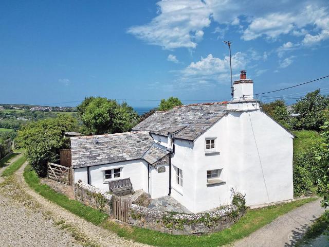 House for sale in Jacobstow, Cornwall
