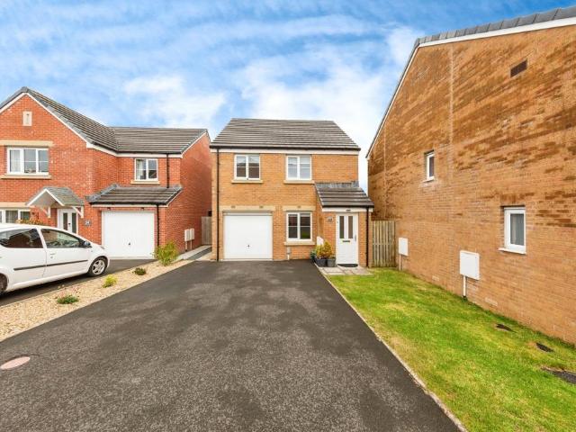 House for sale in Llangyndeyrn, Carway