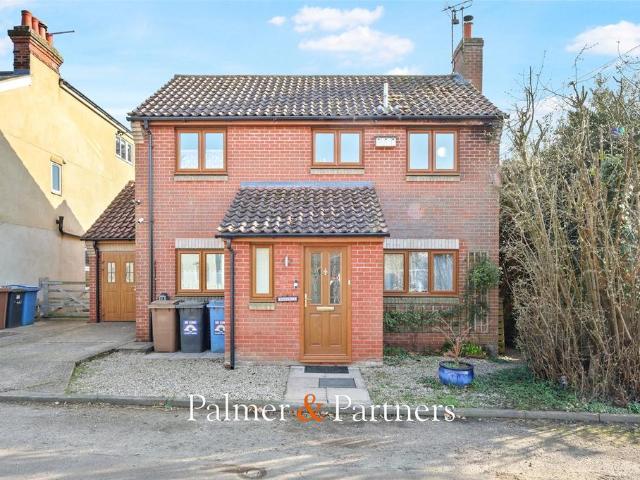 House for sale in East End, Chelmondiston
