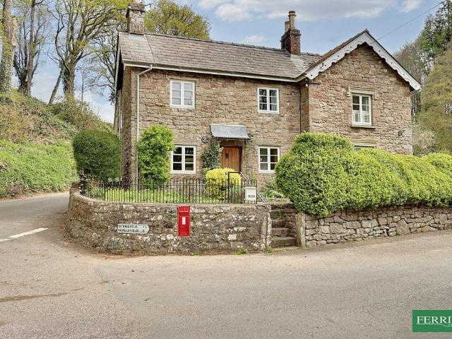 House for sale in Bromsberrow Heath, Gloucestershire