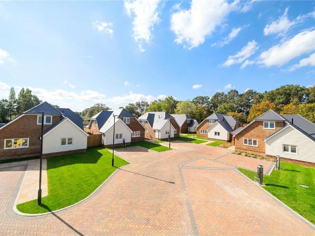 House for sale in Bromley Common, Greater London