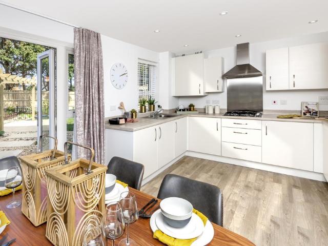 House for sale in Sneedhams Green, Gloucester
