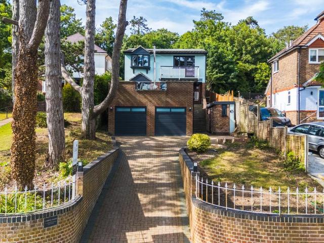 House for sale in Drayton, City Of Portsmouth