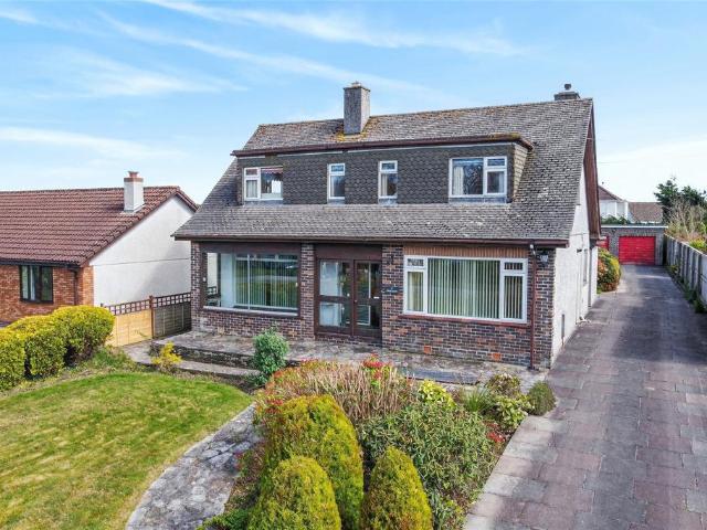 House for sale in Carlyon Bay, Cornwall