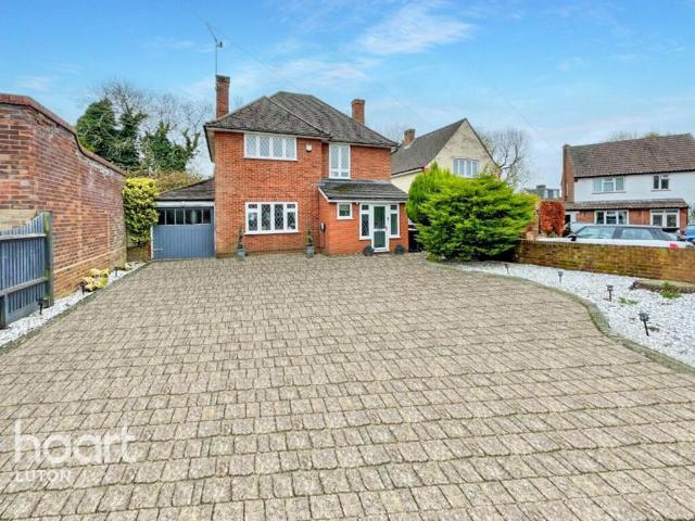 House for sale in Spring Park, Luton