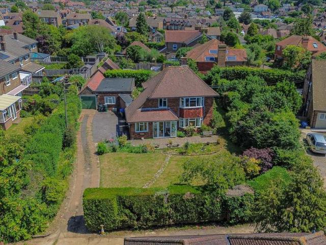 House for sale in Perryfields, West Sussex