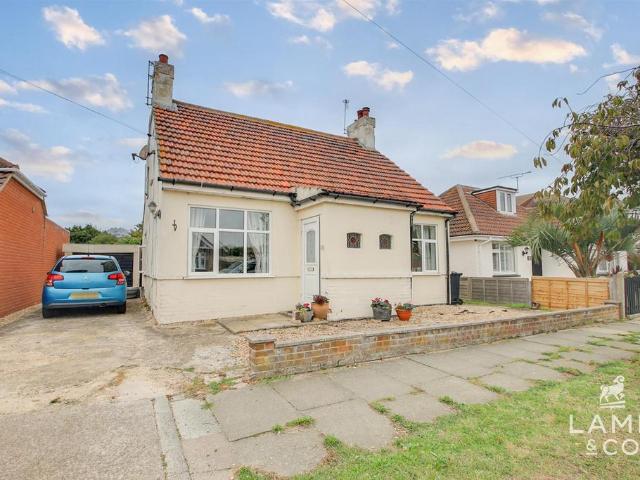 House for sale in Holland-on-Sea, Dale Hill