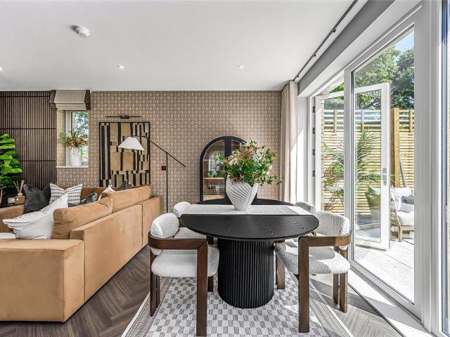 House for sale in Alperton, Greater London