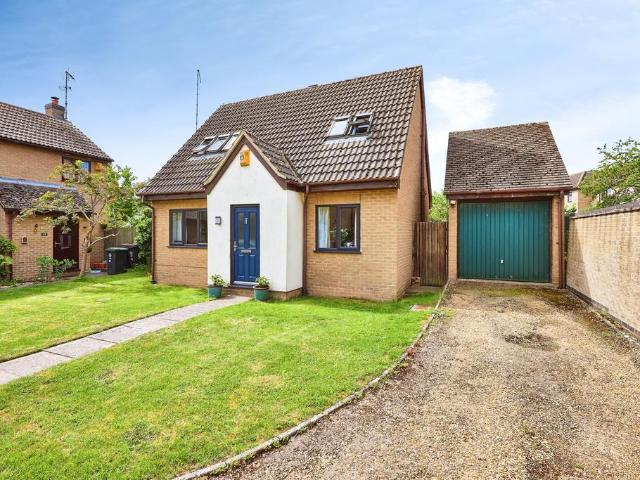House for sale in Oundle