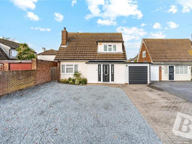 House for sale in Navestock Side, Essex