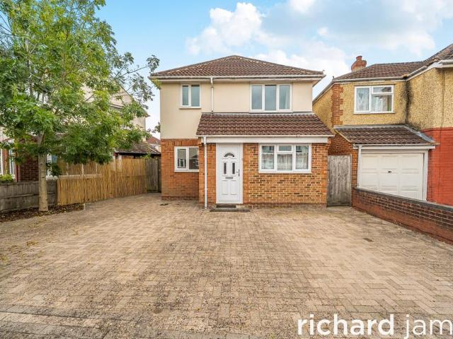 House for sale in Rodbourne, Swindon