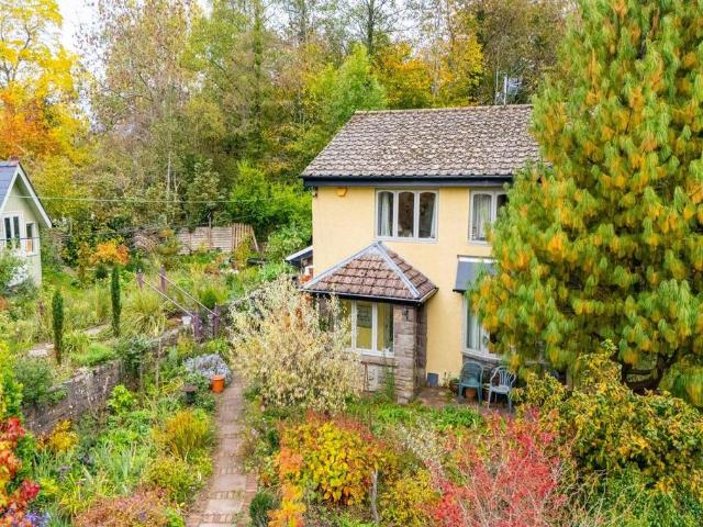 House for sale in Llangattock, Crickhowell