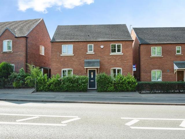 House for sale in Kingswinford, West Midlands