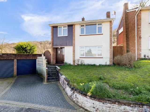 House for sale in Elms Vale, Ash