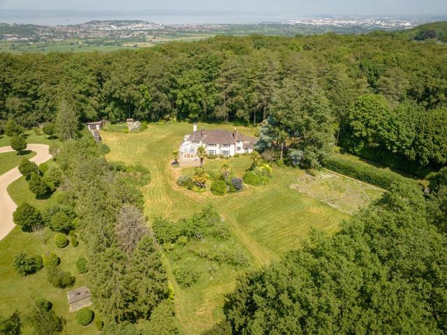 House for sale in Tickenham, North Somerset