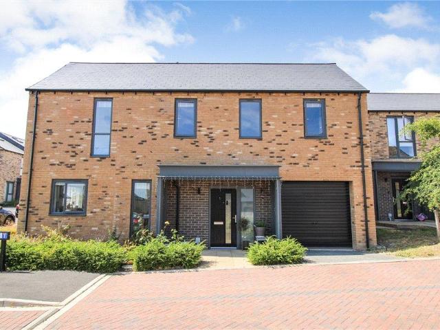 House for sale in Killinghall, North Yorkshire
