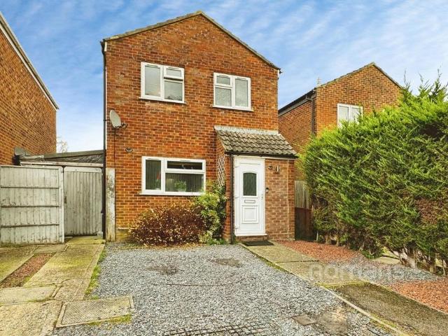 House for sale in Little Sandhurst