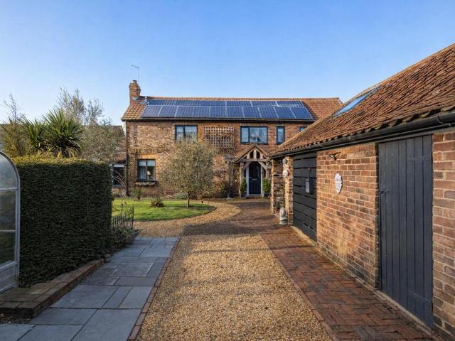 House for sale in Bell Farm, High Field