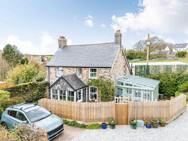 House for sale in Doublebois, Cornwall