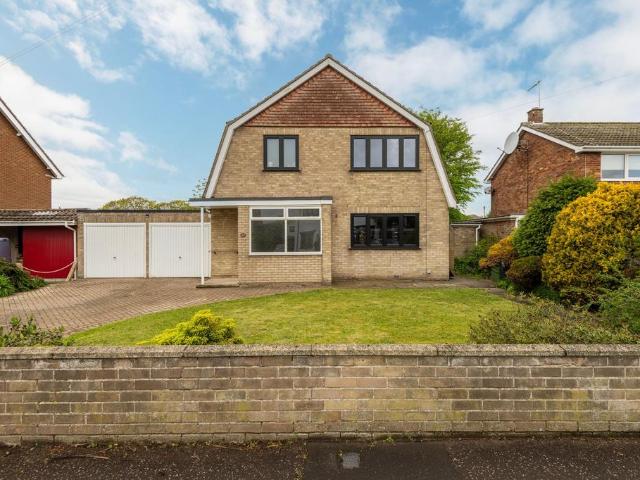 House for sale in Stokesby, Norfolk