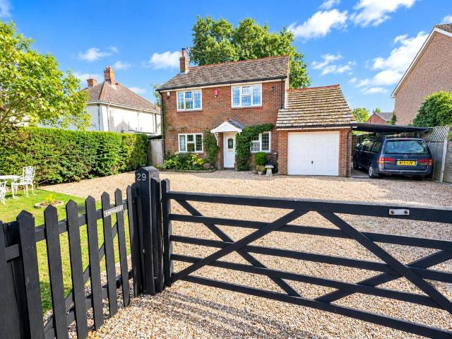 House for sale in Hordle, New Forest
