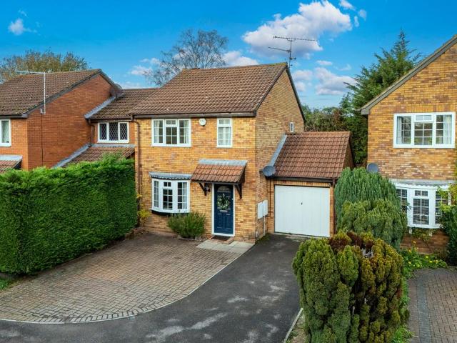 House for sale in Winnersh