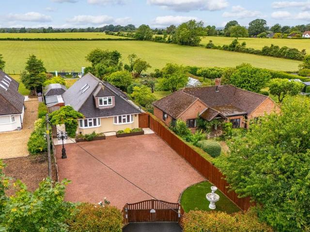 House for sale in Terrick, Ellesborough