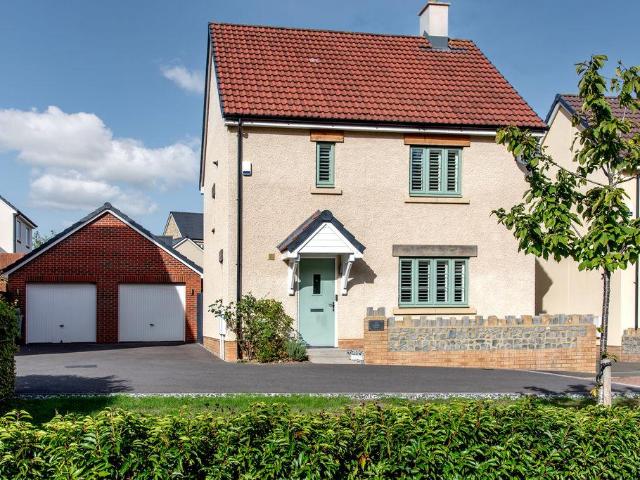 House for sale in Dowslands, Taunton