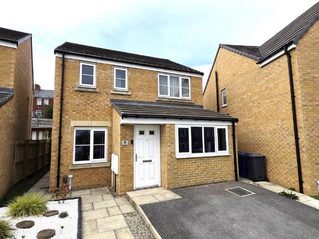 House for sale in Holly Bank Estate, Barnsley