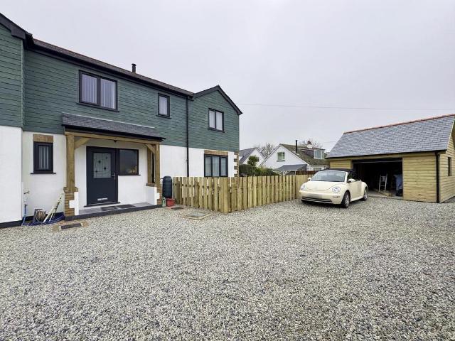 House for sale in Rosehill, Penwartha Coombe