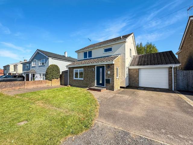 House for sale in Dale Hill, Essex