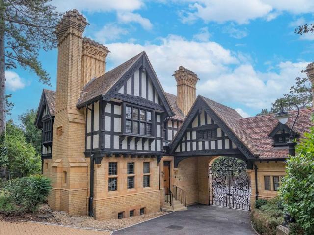 House for sale in Red Hill, St Peters