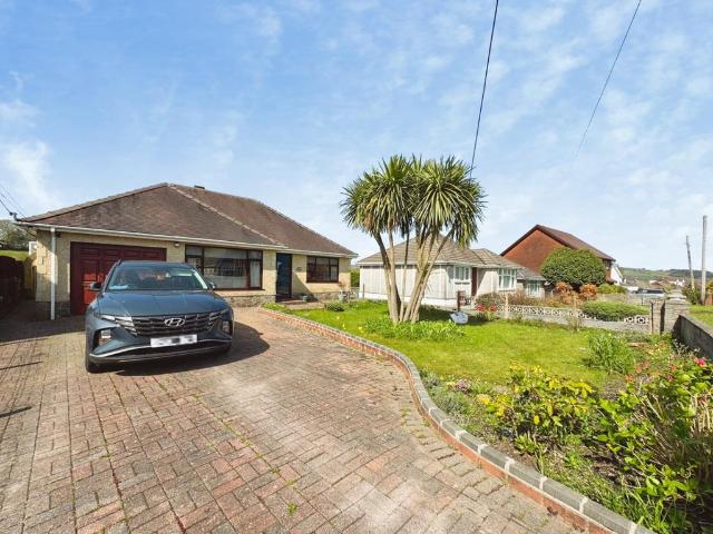 Bungalow for sale in Pontarddulais, Wales