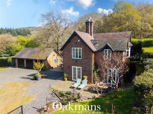 House for sale in Bromsgrove, Worcestershire