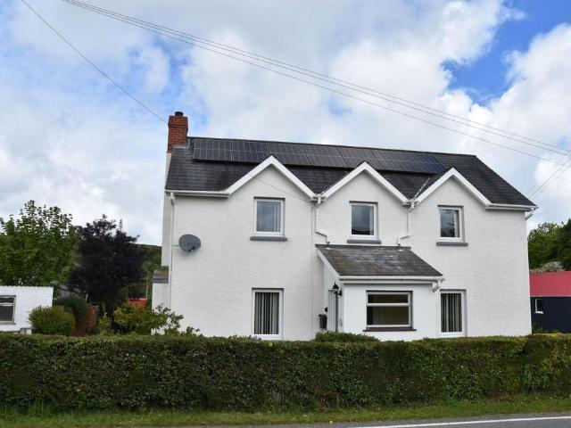 House for sale in Penrhiw-llan, Wales