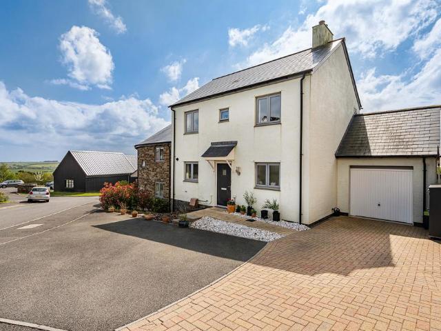 House for sale in Strode, Devon