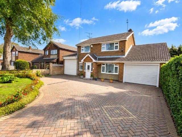 House for sale in Kirk Sandall, Doncaster