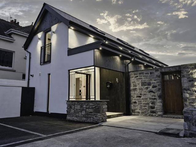 House for sale in Porthcawl, Nottage