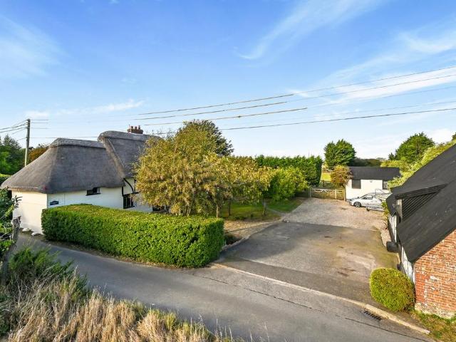 House for sale in Woodnesborough, Ash