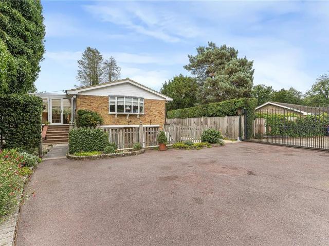 House for sale in Hayes, Greater London