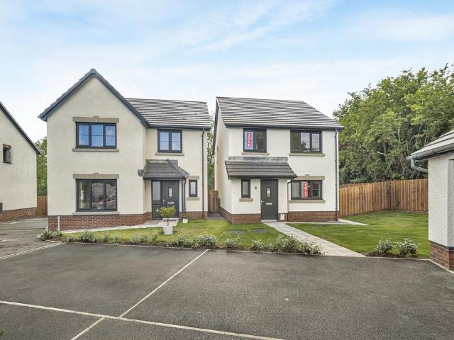 House for sale in Llanfoist Fawr, Govilon