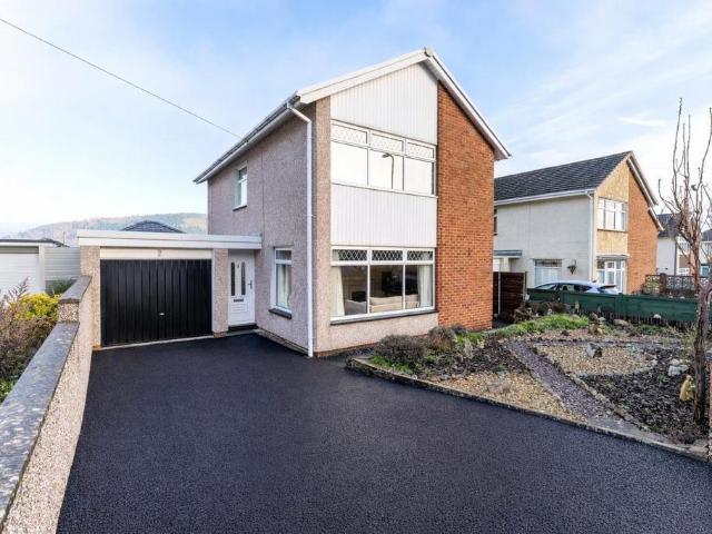 House for sale in Gilwern, Wales