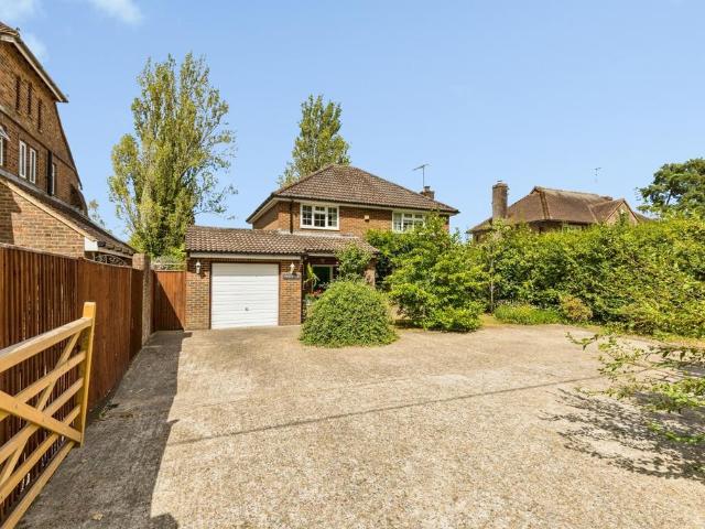 House for sale in Horsham, West Sussex
