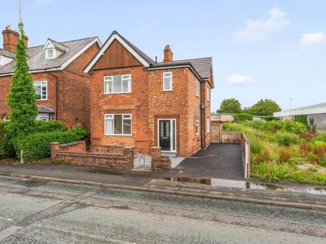 House for sale in Witton, Leftwich