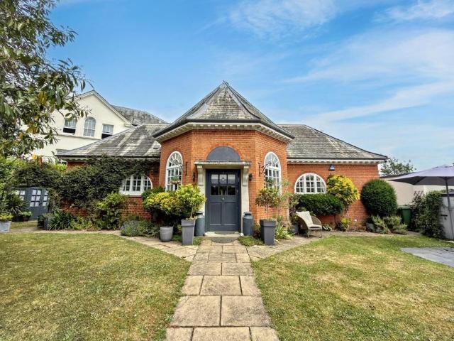House for sale in Shenley, Hertfordshire