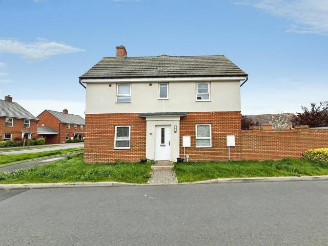 House for sale in Kingsbrook, Buckinghamshire