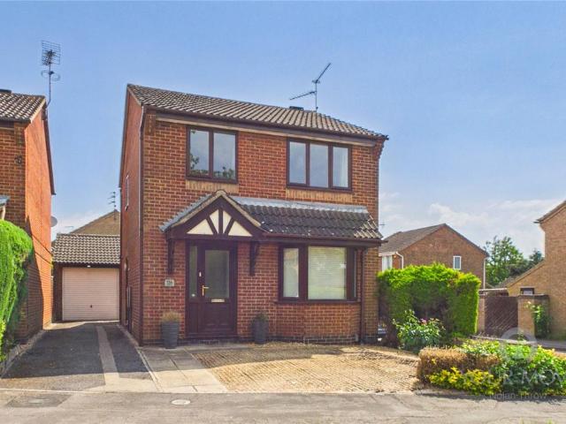 House for sale in Brambleside, Kettering
